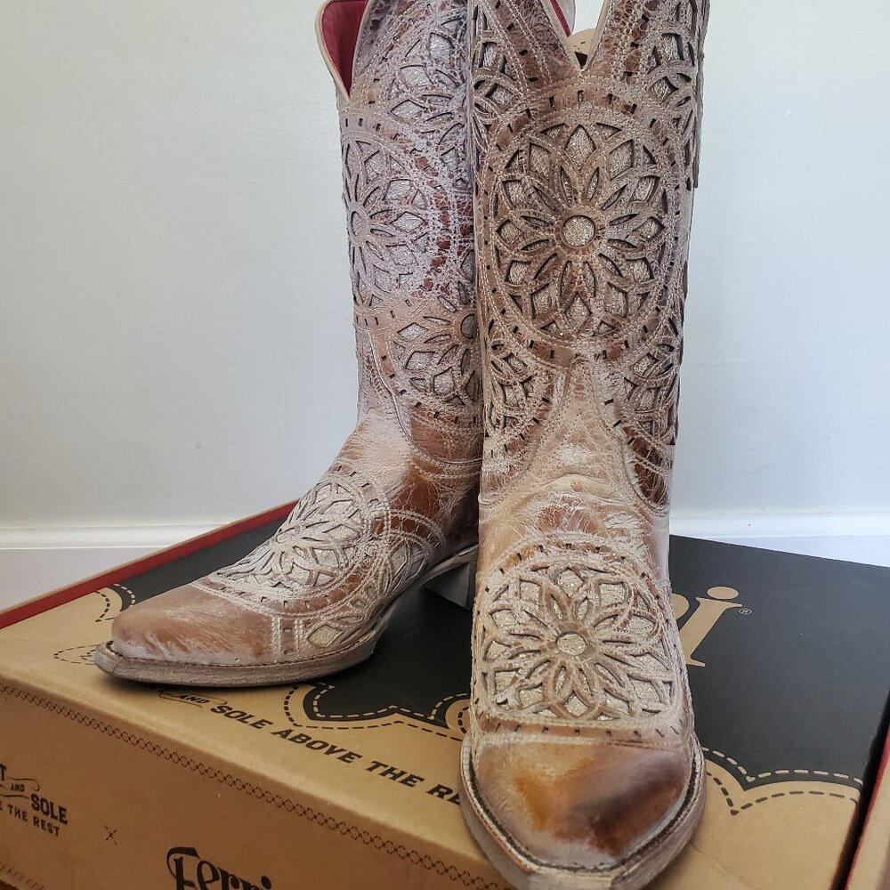 Brand new FERRINI BOOTS